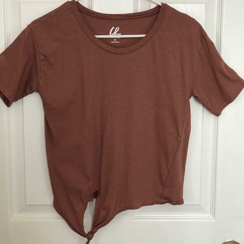 Charlotte Russe t shirt cropped
